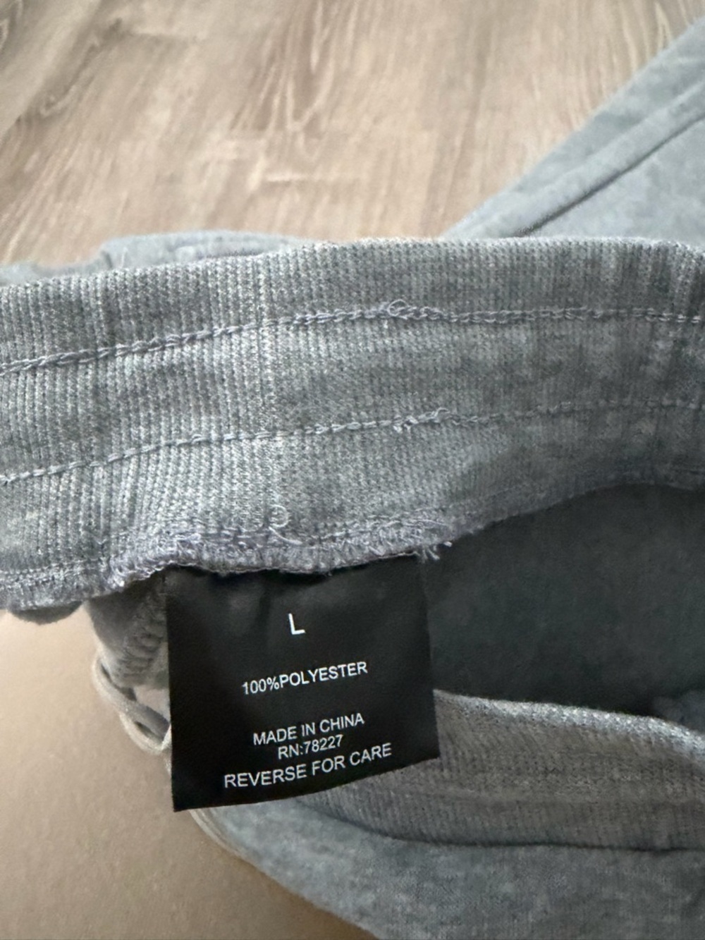 Mens Gray Joggers NWT - Picture 3 of 3
